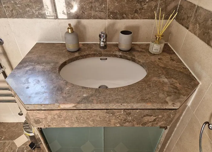 Armanbel منزل للإقامة سيسيمبرا